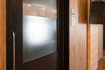 هتل Comfort  Hiroshima Otemachi