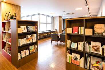 هتل Comfort  Hiroshima Otemachi