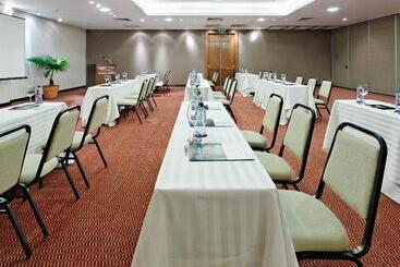 هتل Crowne Plaza Asunción, An Ihg