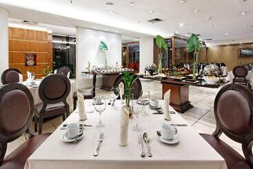 هتل Crowne Plaza Asunción, An Ihg