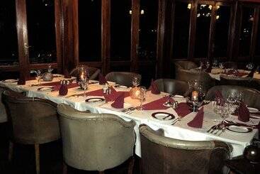 Отель Epacha Game Lodge & Spa