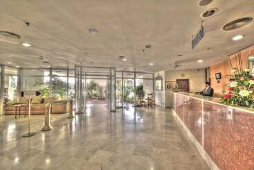 בית מלון כפרי Farah Khouribga