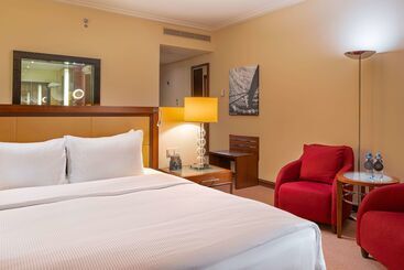 ホテル Hilton Warsaw City