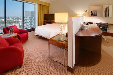 ホテル Hilton Warsaw City