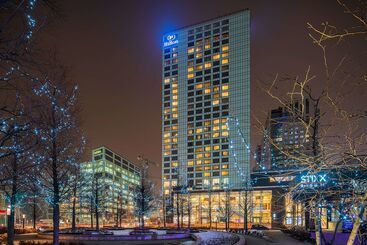 ホテル Hilton Warsaw City