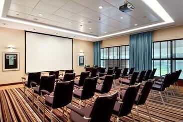 ホテル Hilton Warsaw City
