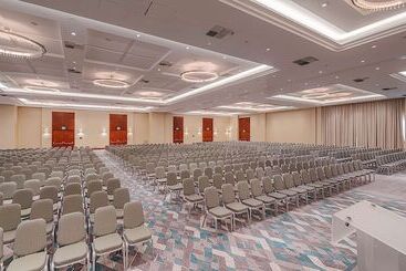 ホテル Hilton Warsaw City