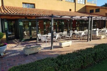 هتل Spa Puerta Vadinia