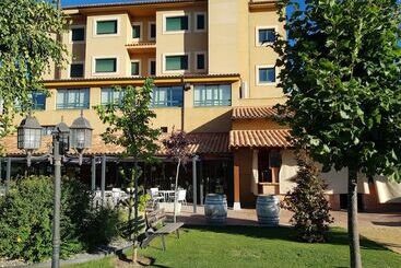 هتل Spa Puerta Vadinia