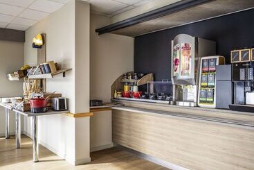 هتل Ibis Budget Charleroi Airport