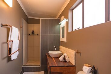 هتل Kalahari Anib Lodge