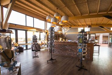 هتل Kalahari Anib Lodge
