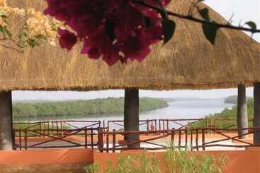 هتل Keur Saloum