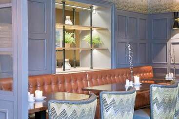 Lahinch Coast Hotel And Suites