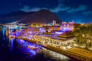 Le Suffren Hotel & Marina
