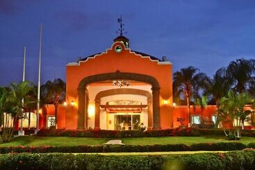 هتل Mision Colima