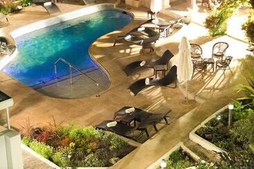 فندق Misty Waves Boutique