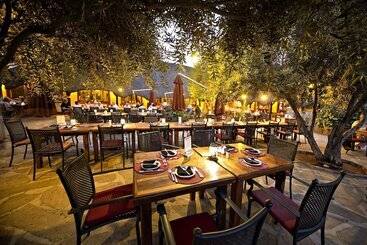 هتل Namib Desert Lodge