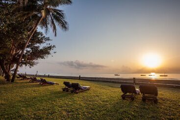 هتل Neptune Paradise Beach Resort & Spa   All Inclusive