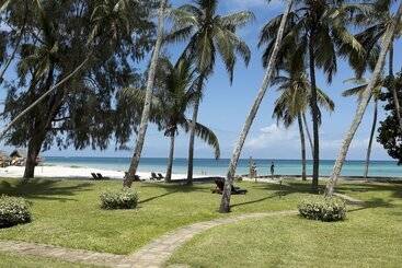هتل Neptune Paradise Beach Resort & Spa   All Inclusive