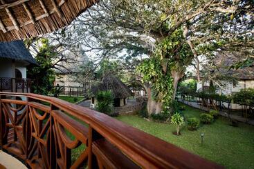 هتل Neptune Paradise Beach Resort & Spa   All Inclusive