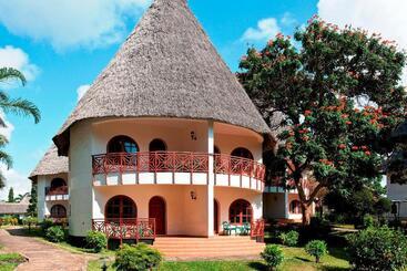 هتل Neptune Paradise Beach Resort & Spa   All Inclusive