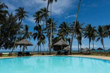 هتل Neptune Paradise Beach Resort & Spa   All Inclusive