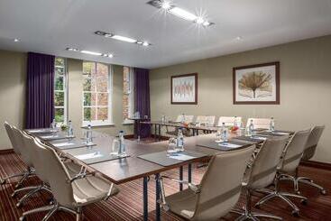 هتل Nh London Kensington