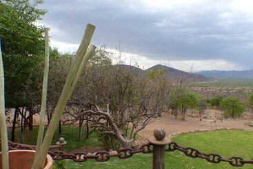 هتل Opuwo Country Lodge