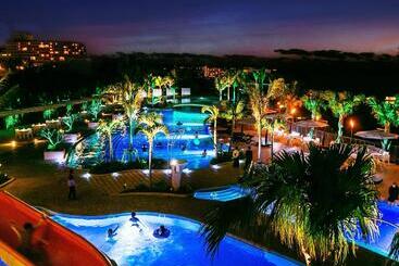 Oriental Hotel Okinawa Resort & Spa