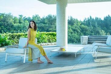 Oriental Hotel Okinawa Resort & Spa