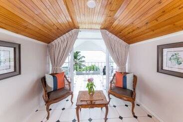 هتل Palm Beach