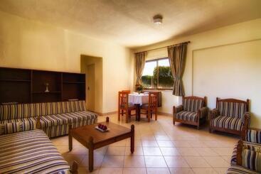 هتل Eagles Paradise Abu Soma Resort