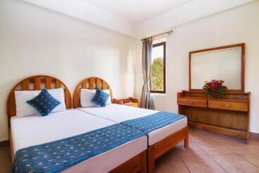 هتل Eagles Paradise Abu Soma Resort