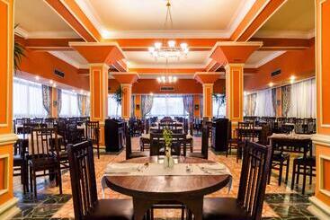 هتل Eagles Paradise Abu Soma Resort