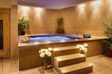 هتل Eagles Paradise Abu Soma Resort