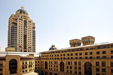هتل Raphael Suites