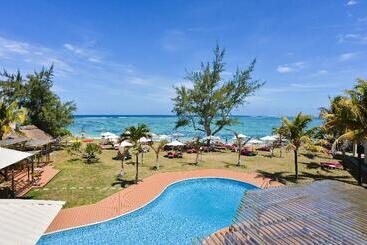 هتل Silver Beach