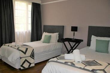 酒店 Somerset Guest Lodge   Western Cape