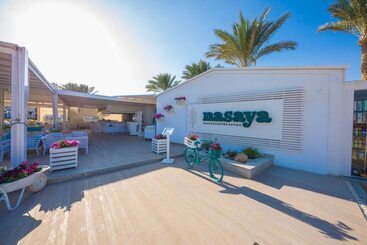 هتل Sunrise Garden Beach Resort