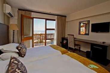 هتل The Kelway