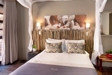 Hotel Twyfelfontein Country Lodge