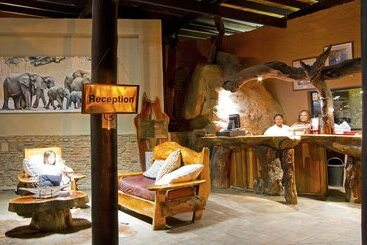 Hotel Twyfelfontein Country Lodge