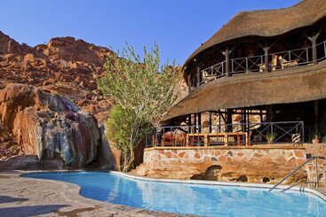 Hotel Twyfelfontein Country Lodge