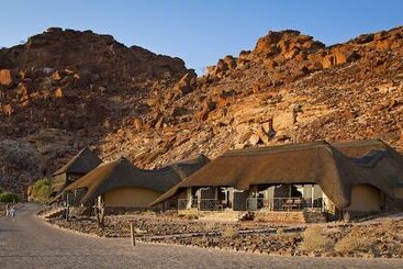Hotel Twyfelfontein Country Lodge
