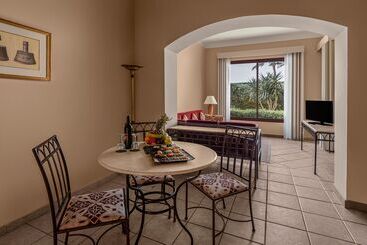 Jaz Makadi Saraya Resort