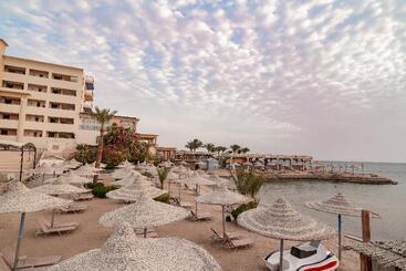 King Tut Aqua Park Beach Resort - Hurghada