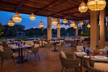 استراحتگاه Dreams Aventuras Riviera Maya   All Inclusive