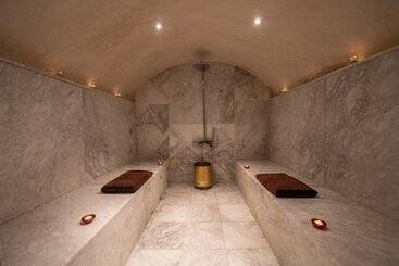Riad Alma