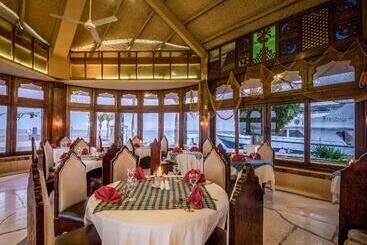 Sunny Days El Palacio Resort & Spa